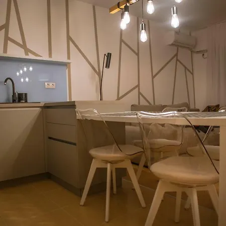 5 Stars Apartament *